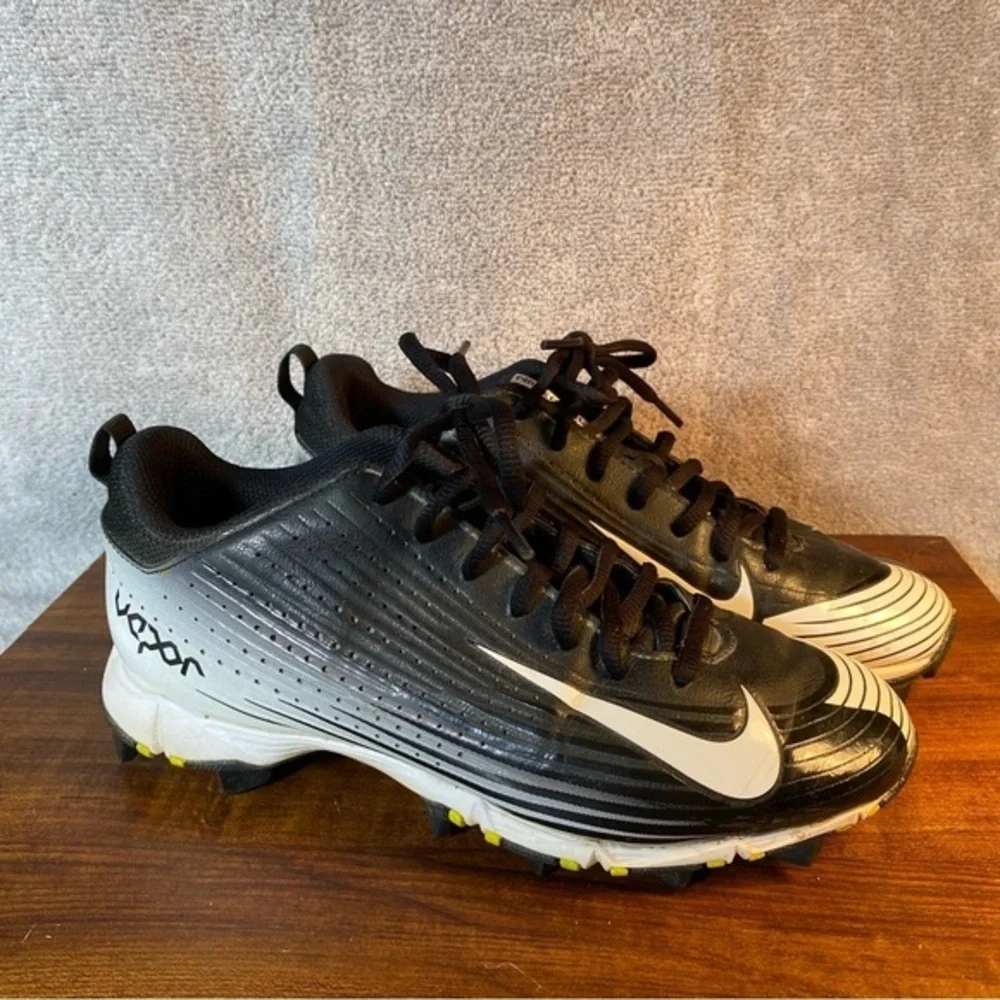 Nike BSBL FastFlex Vapor‎ Shoes Boys Cleats Athletic Size 4.5Y
